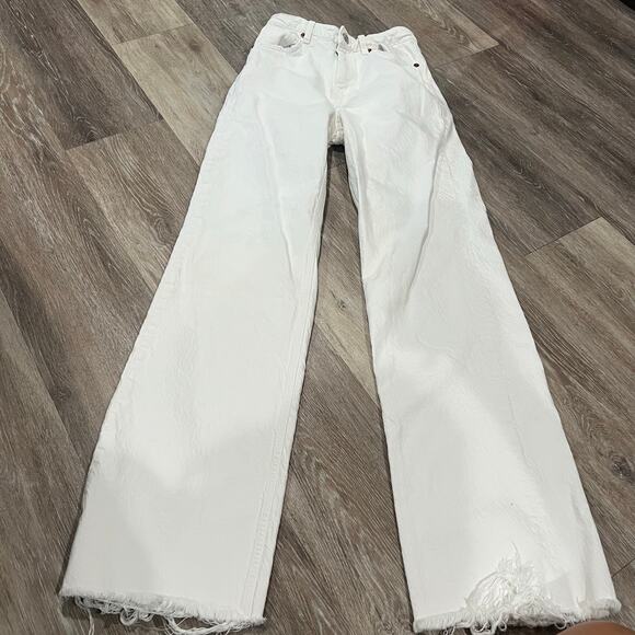 Zara White Flare Leg High Waisted Denim Jeans Size 2 - Picture 3 of 8